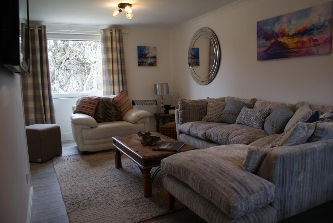 Lizzie`s Garden Cottage Portree Esterno foto