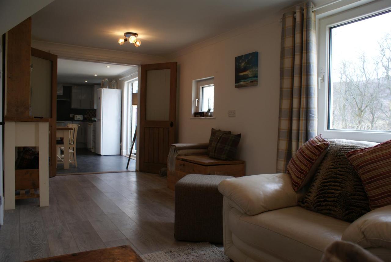 Lizzie`s Garden Cottage Portree Esterno foto